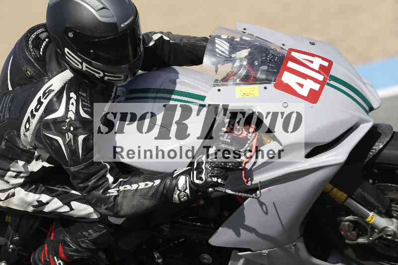 /Archiv-2025/01 24.-27.01.2025 Moto Center Thun Jerez/gruen-green/414